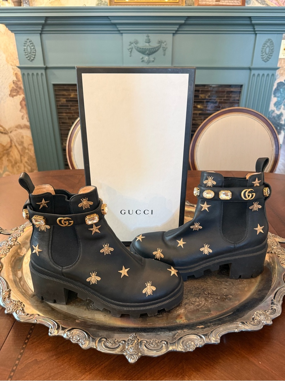 Gucci Black Woman’s Bee & Star Embroidered Chelsea Boots with Jeweled Strap - Picture 9 of 9
